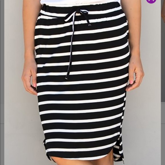 Tickled teal Dresses & Skirts - Skirt